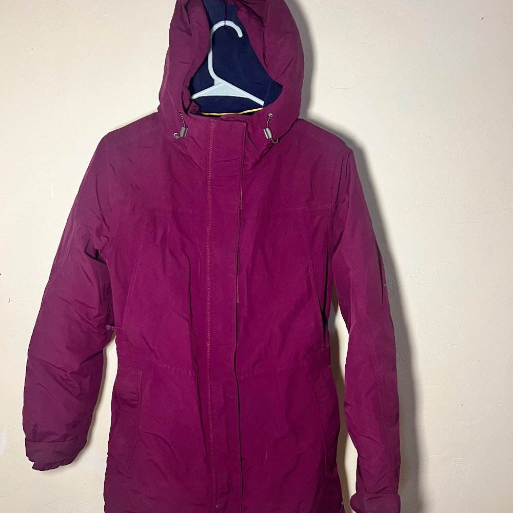 LANDS’ END Squall jacket Women’s Small Maroon Hooded‎ Waterproof